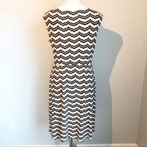Loft Sleeveless Chevron Print Black Tan Knit Dress, Size 12 - Picture 3 of 8